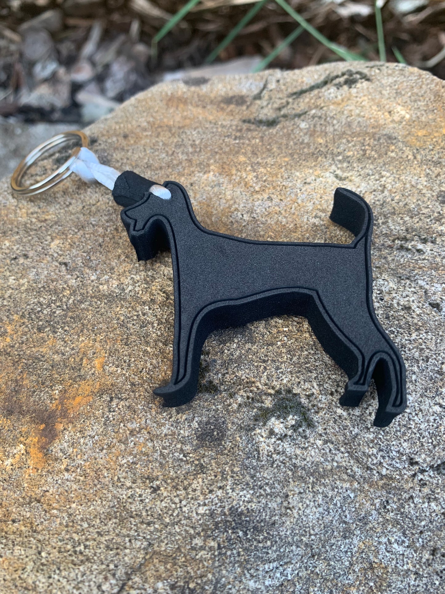 Terrier-Schlüsselanhänger aus Moosgummi